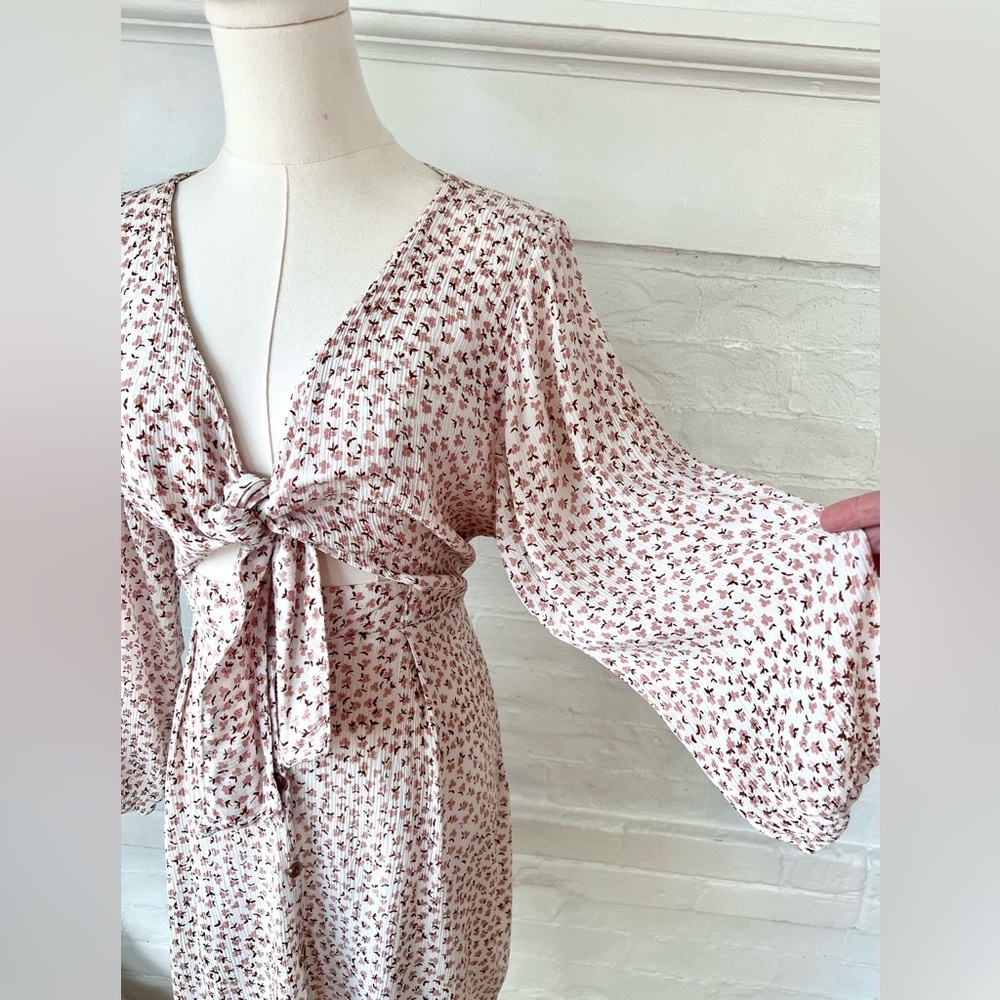 Faithfull The Brand Trinidad Mini Dress Rae Pink Ditzy Floral Tie Front Cut Out - Picture 8 of 16